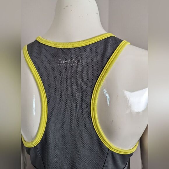 Calvin Klein Performance Athletic Dress – Pleated Hem – Size Small – Grey & Yell - Picture 8 of 10